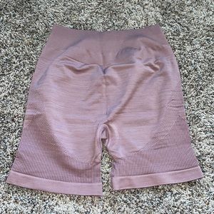 Alphalete Ozone Shorts 5’5”(2 colors)